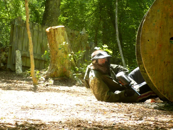 Joueur de paintball en action